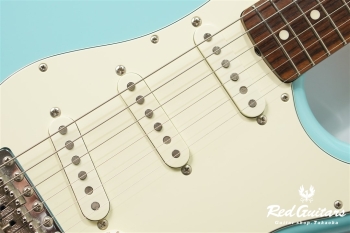 MADE IN JAPAN TRADITIONAL ’60S STRATOCASTER